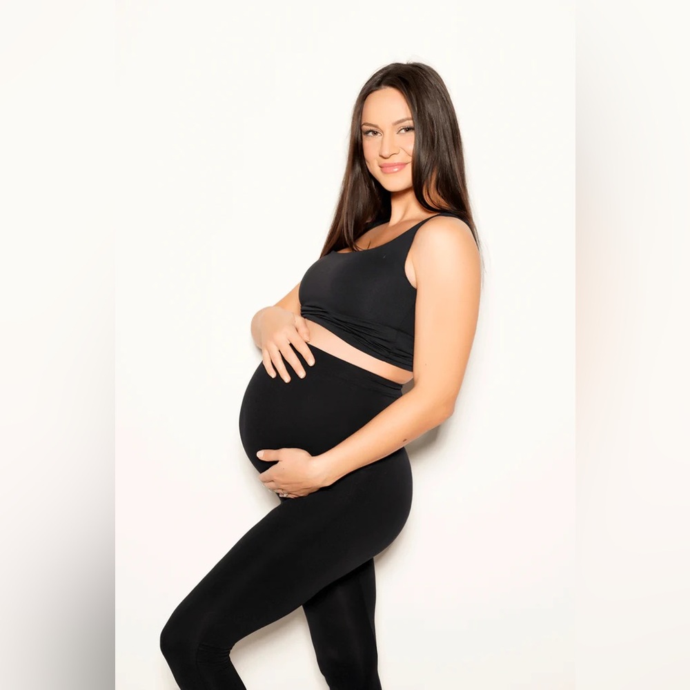 Black Maternity Leggings NWOT Size Large